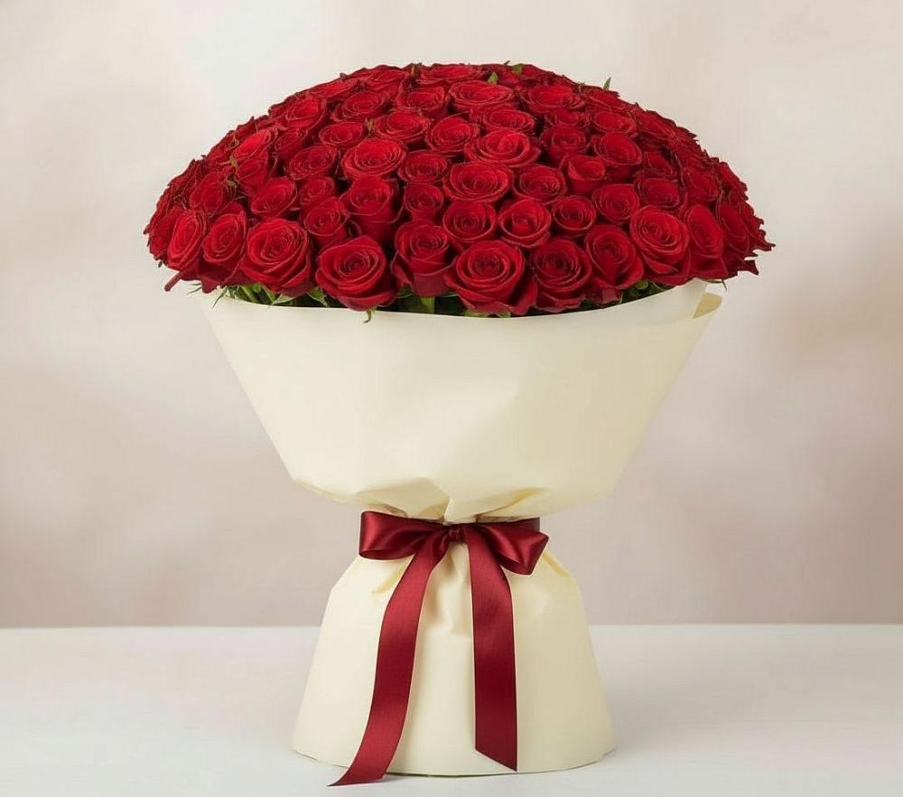 Букет 101 Красная роза Милано в Угловском