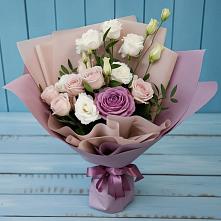 Букет цветов из:  Розы и Лизиантусы #REPLACE_PRED# Угловском