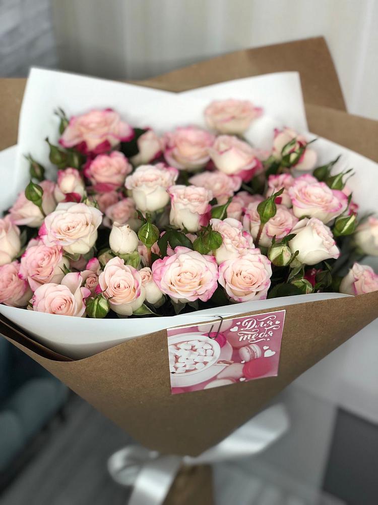 Букет цветов из: Розы в Угловском