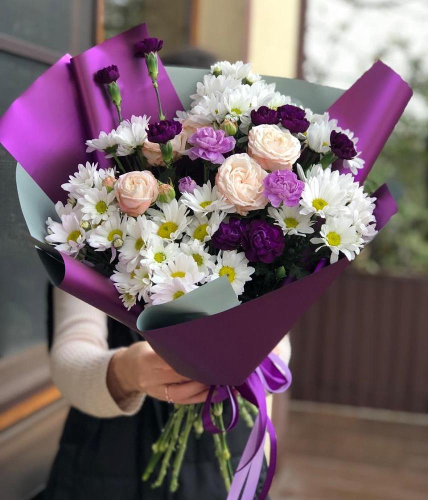 Букет цветов из: Хризантемы, Гвоздики и Розы в Угловском