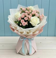 Букет цветов из:  Розы в Угловском