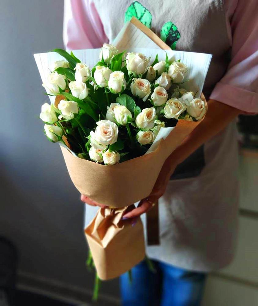 Букет цветов из: Розы в Угловском
