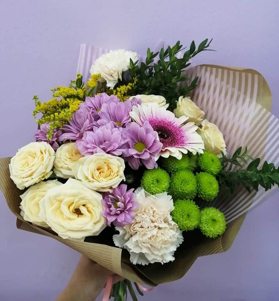 Букет цветов из: Хризантемы, Розы, Гвоздики и Герберы в Угловском