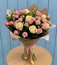 Букет цветов из:  Розы в Угловском