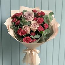 Букет цветов из:  Гвоздики и Розы в Угловском