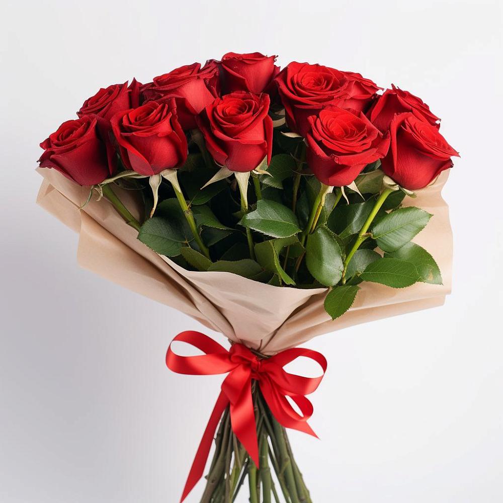 Букет 11 Красных роз Эдлесс Лав в Угловском