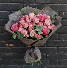 Букет цветов из:  Розы в Угловском